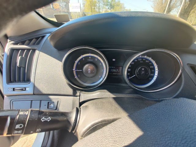 Hyundai Sonata - зображення 4