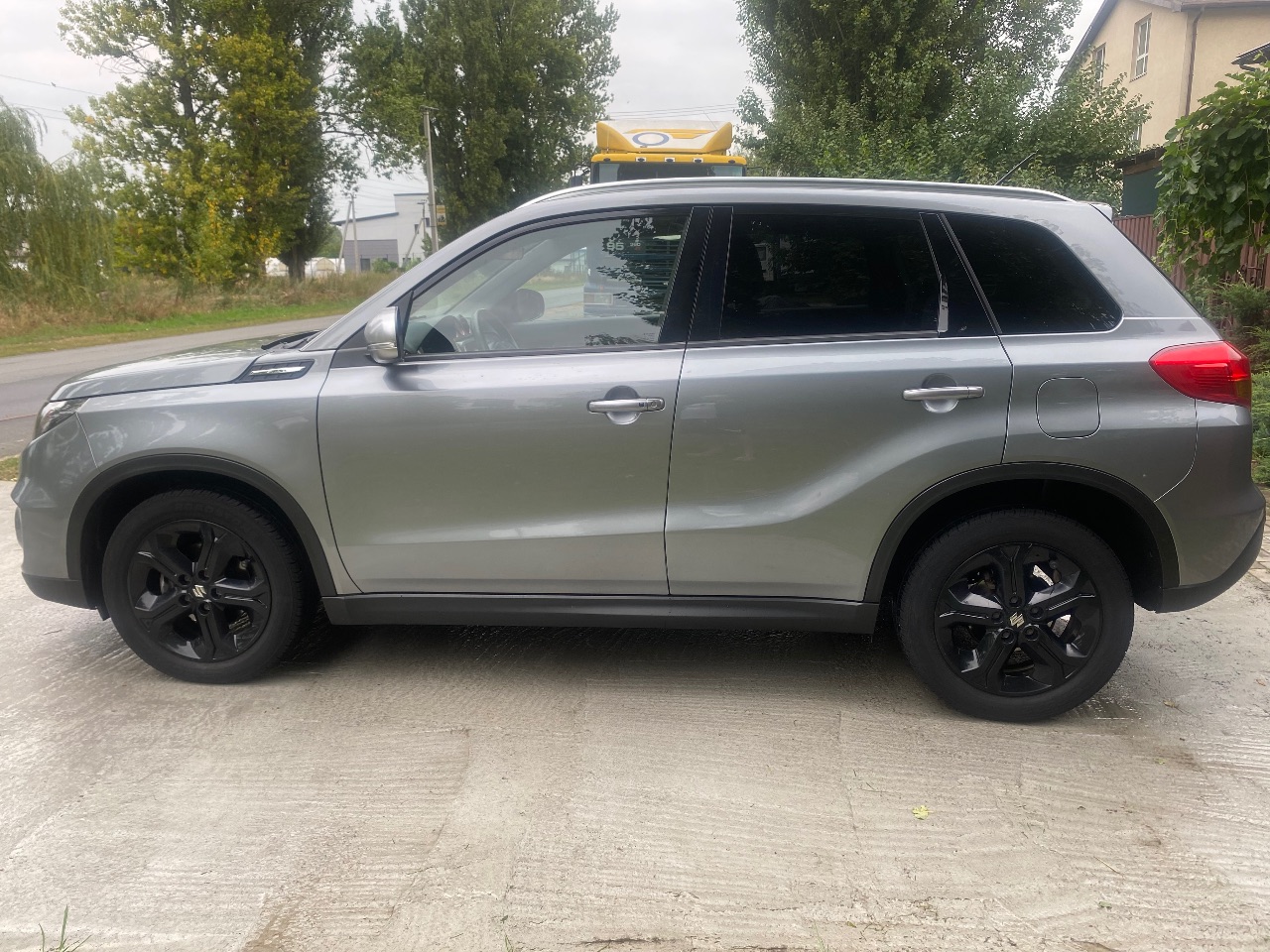 Suzuki Vitara - фото 8