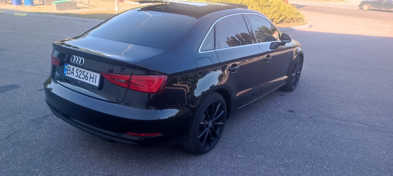 Audi A3 - фото 6