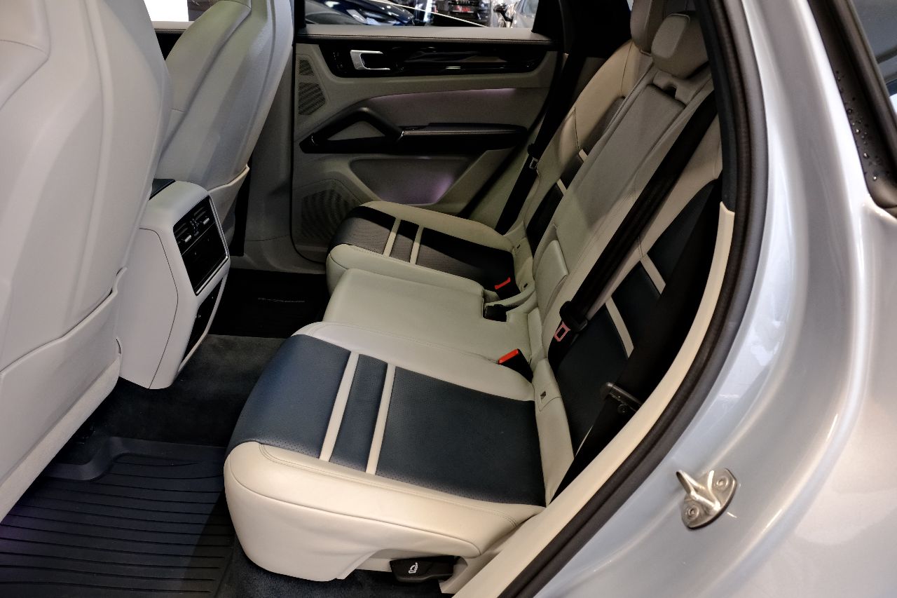 Porsche Cayenne - фото 9