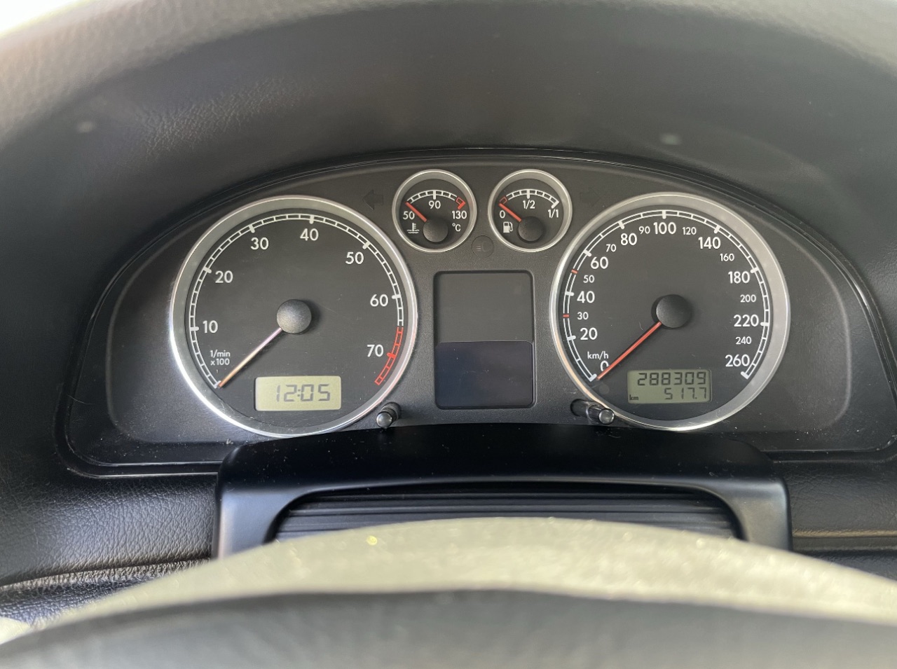 Volkswagen Passat - фото 7