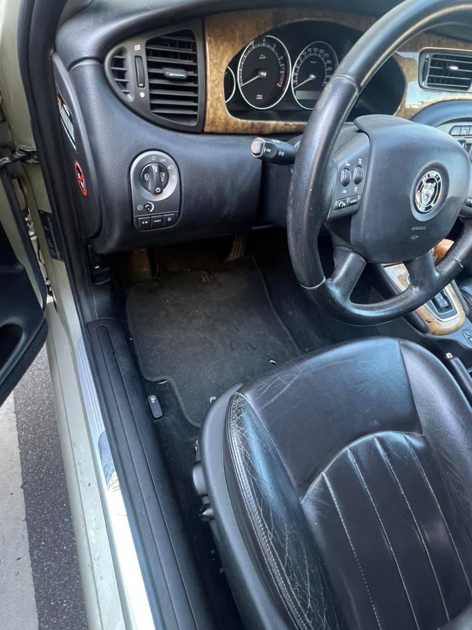 Jaguar X-Type - фото 10