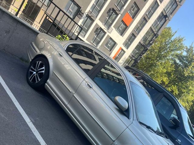 Jaguar X-Type - фото 2