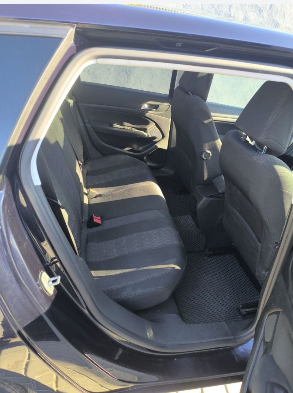 Peugeot 308 - фото 7