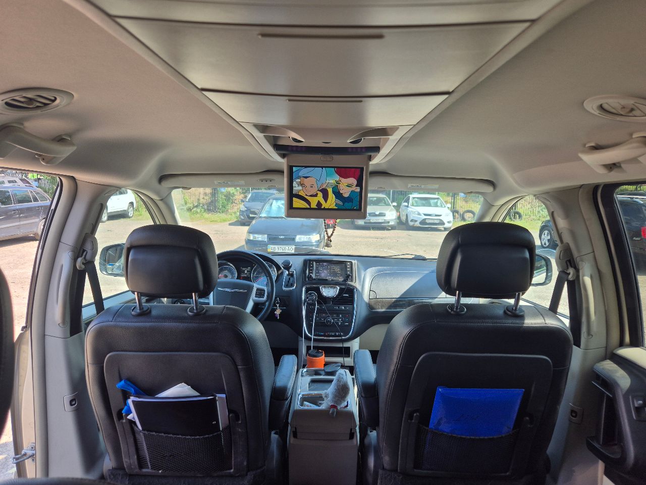 Chrysler Town & Country - фото 15