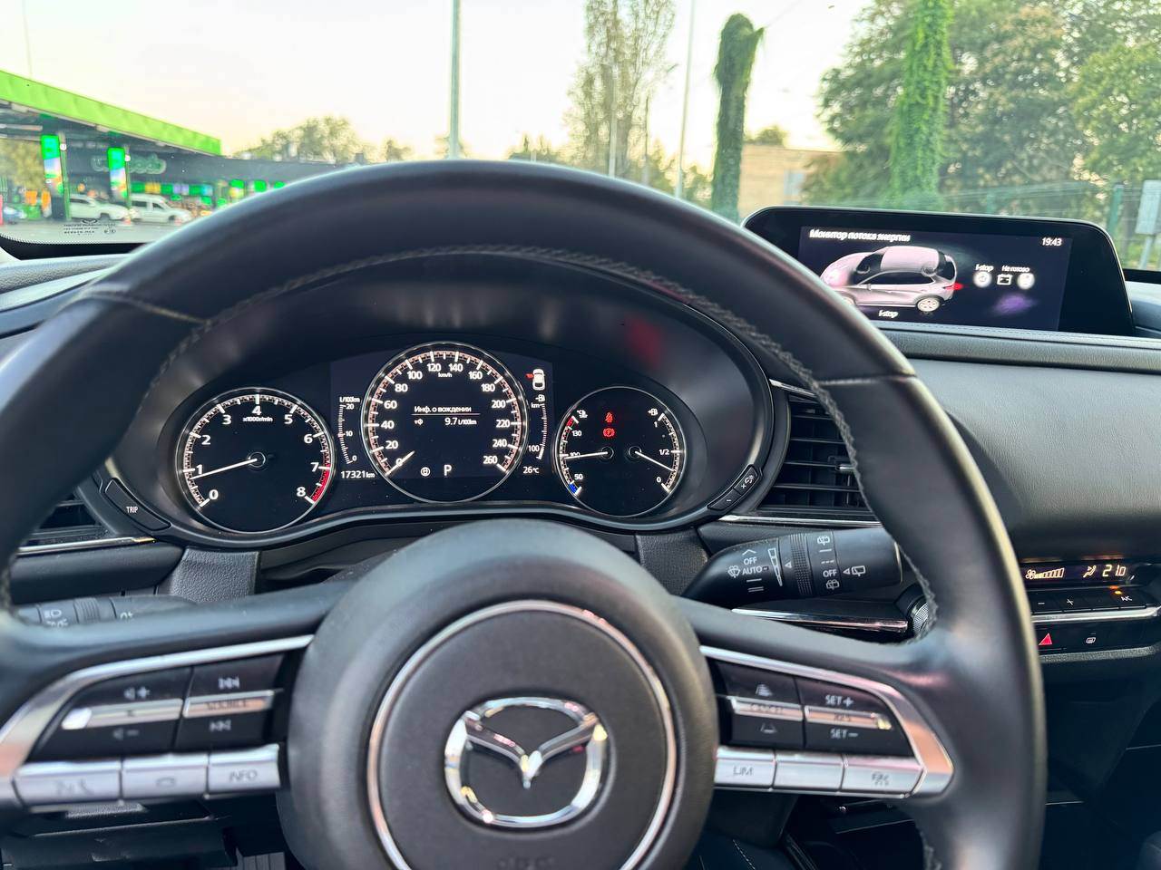Mazda CX-30 - фото 11