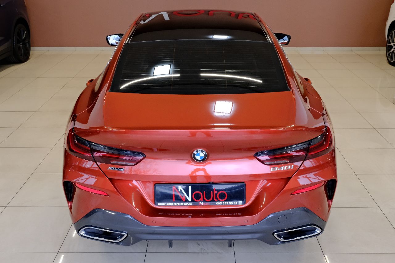 BMW 8 серії - фото 6