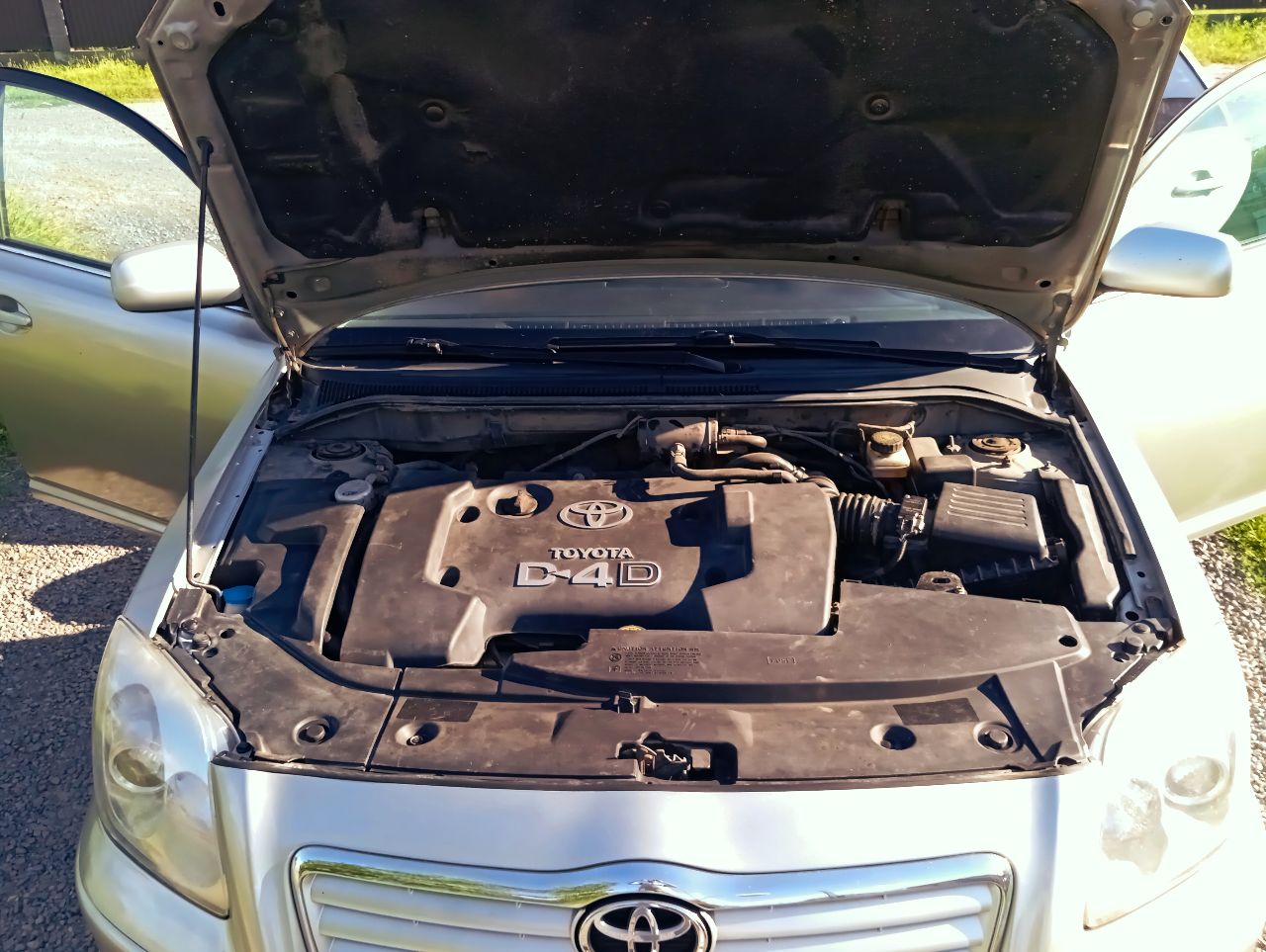 Toyota Avensis - фото 24