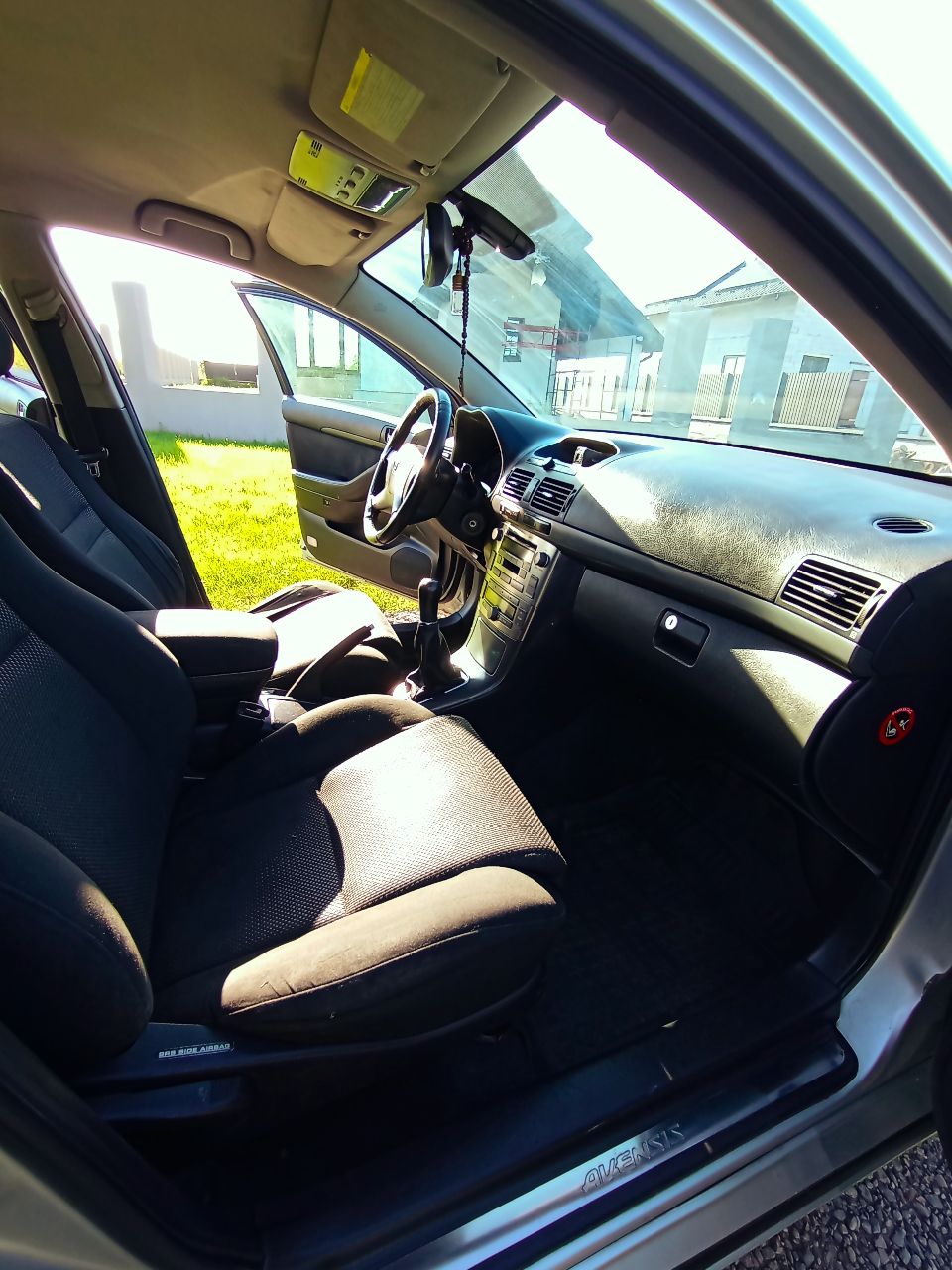 Toyota Avensis - фото 18