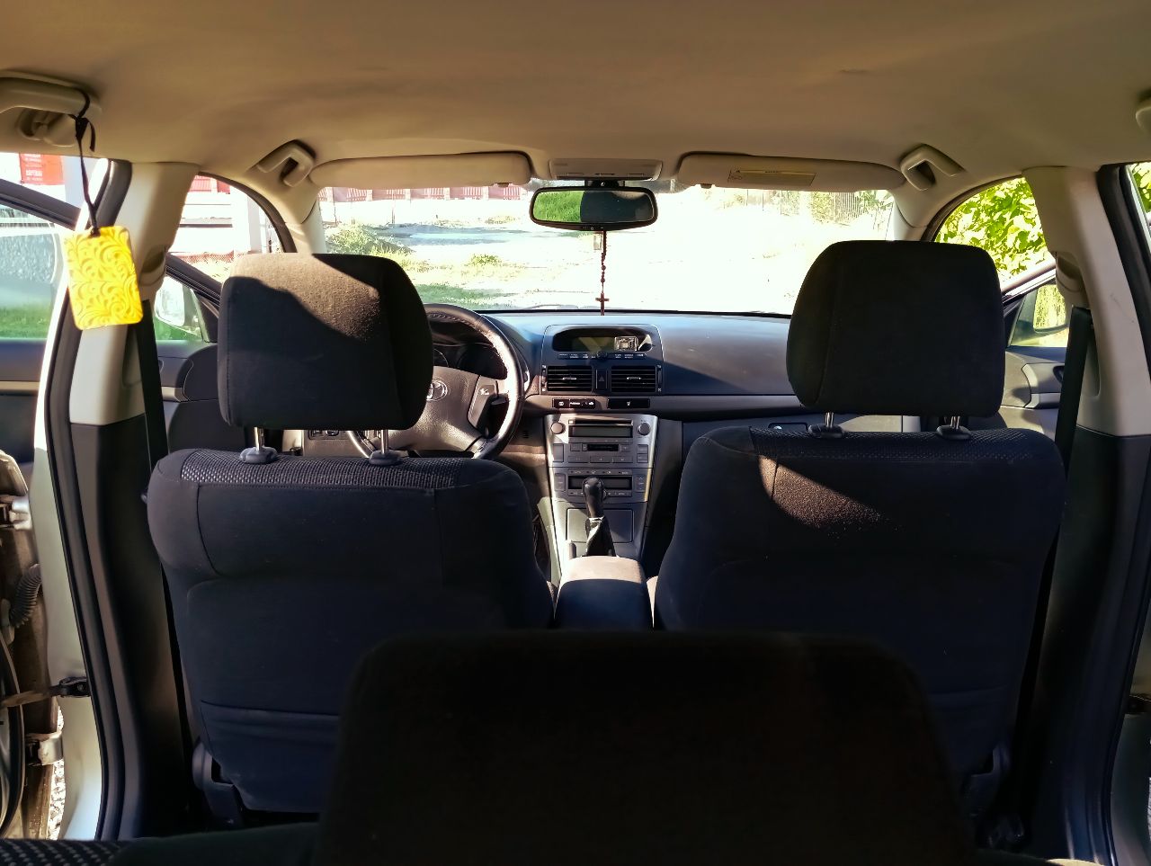 Toyota Avensis - фото 28