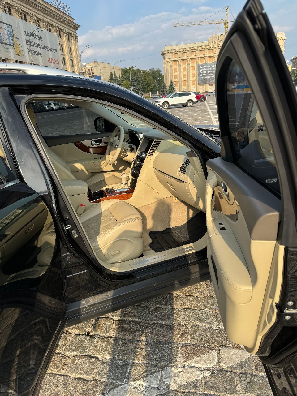 Infiniti FX - фото 22