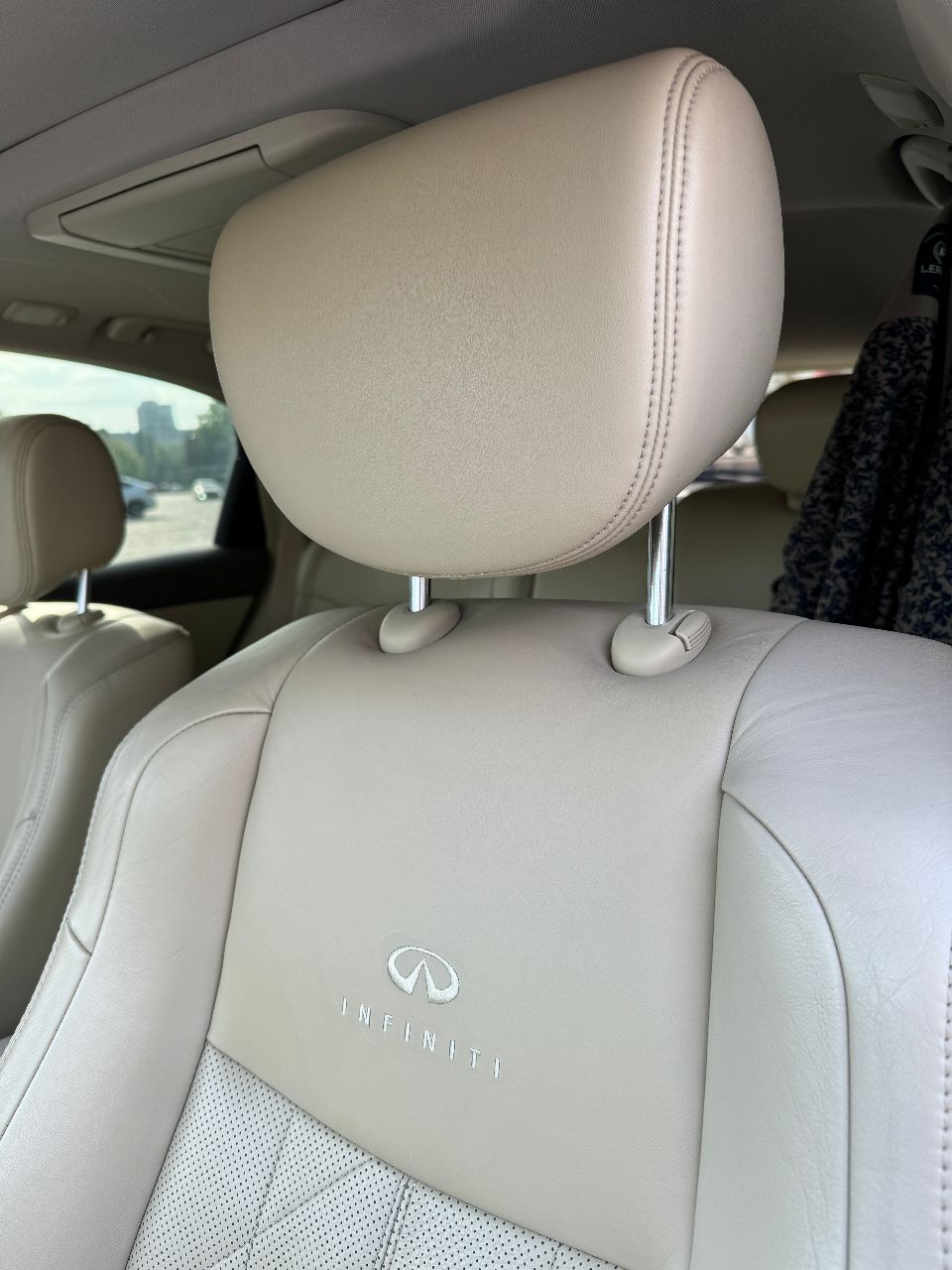 Infiniti FX - фото 20