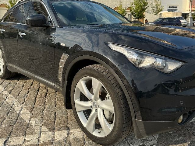 Infiniti FX - фото 5