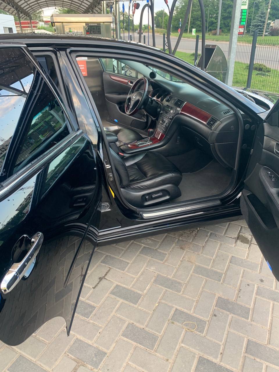 Lexus ES - фото 11