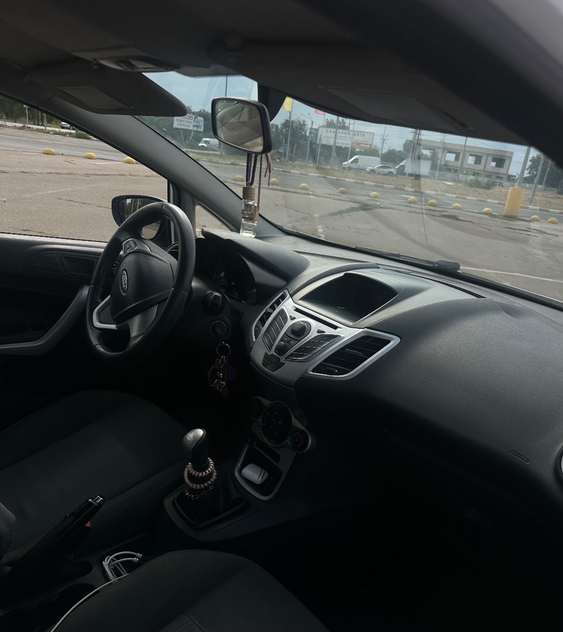 Ford Fiesta - фото 5