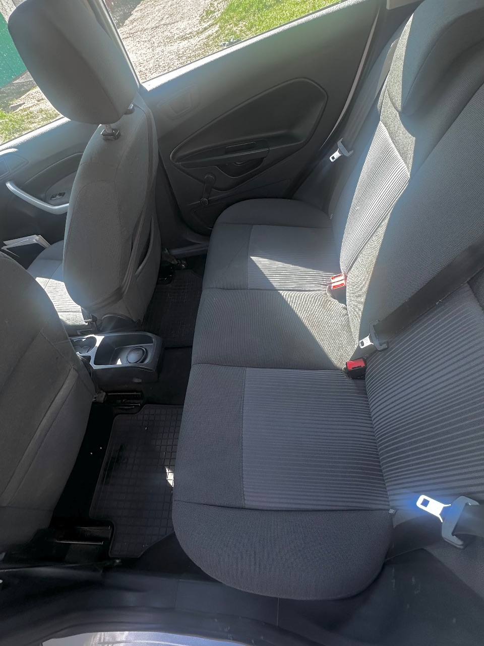 Ford Fiesta - фото 7