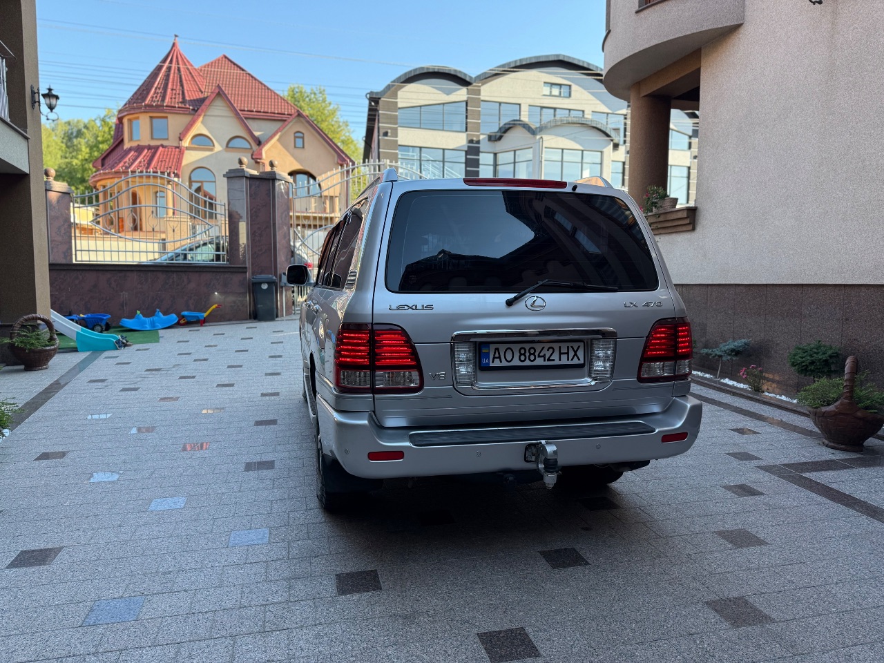 Lexus LX - фото 15