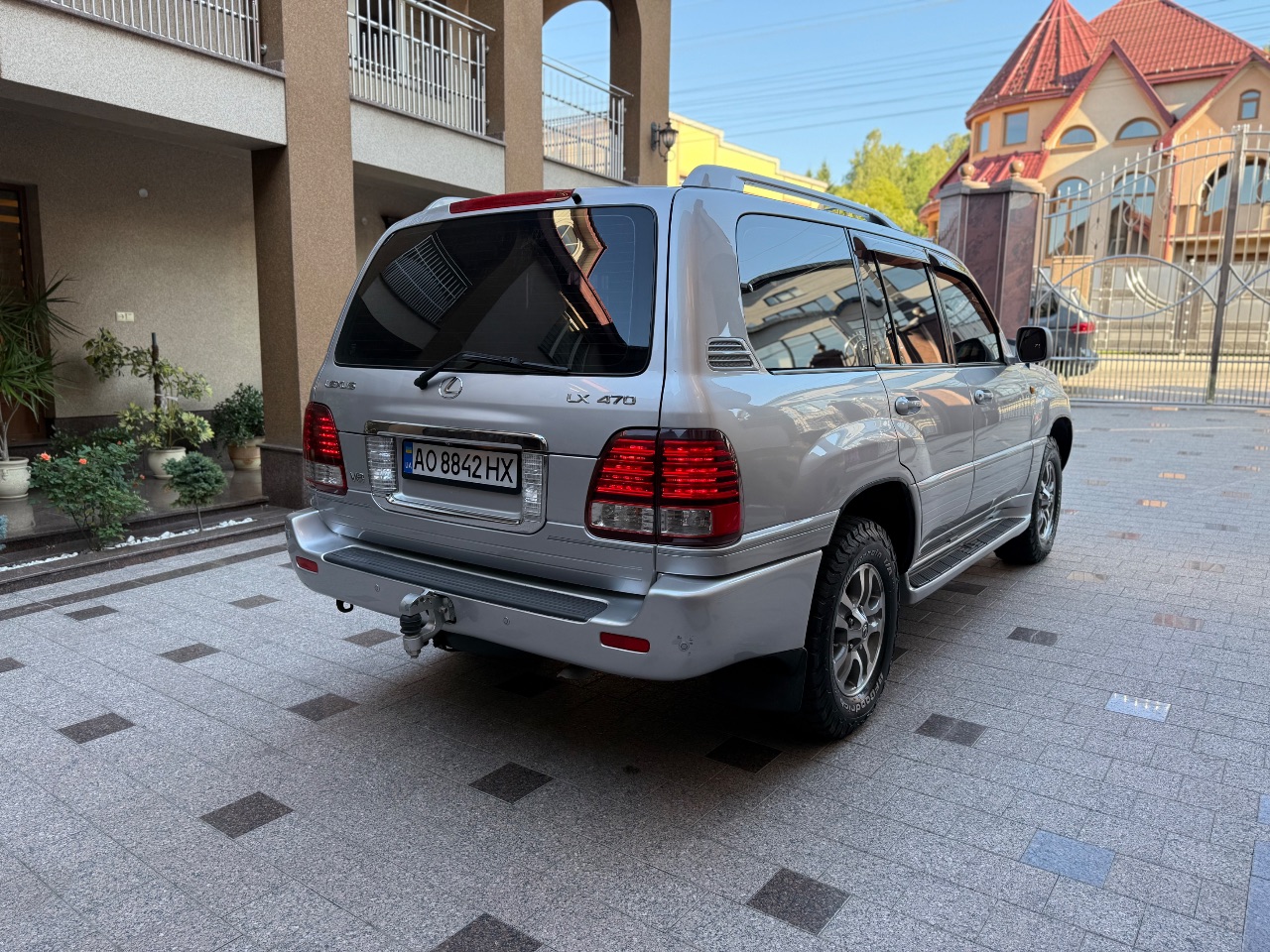 Lexus LX - фото 17
