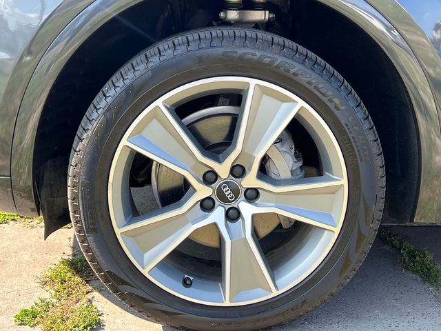 Audi Q5 - фото 4
