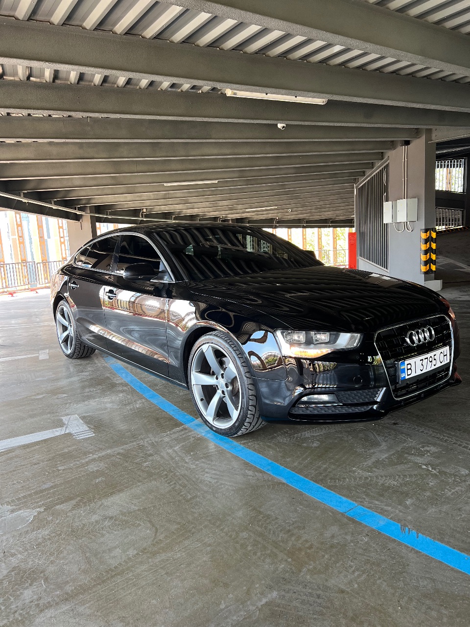 Audi A5 - фото 8