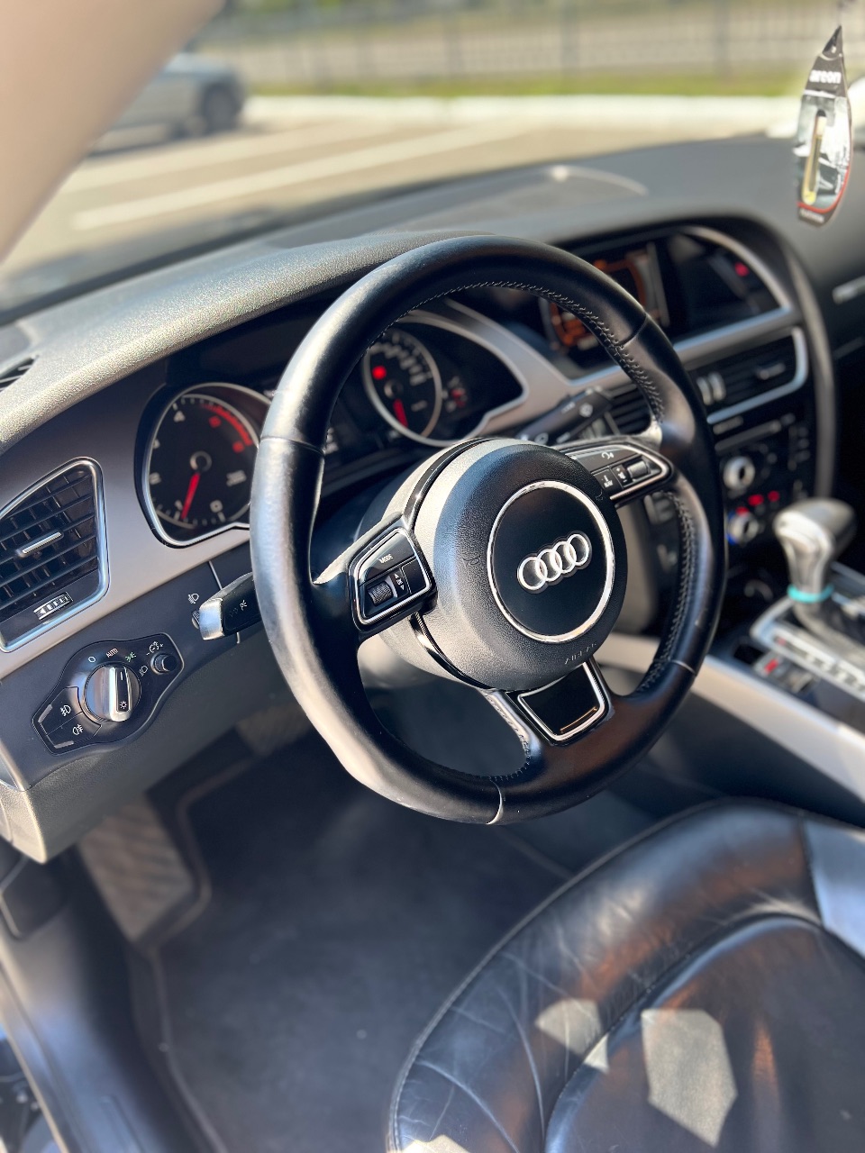 Audi A5 - фото 12