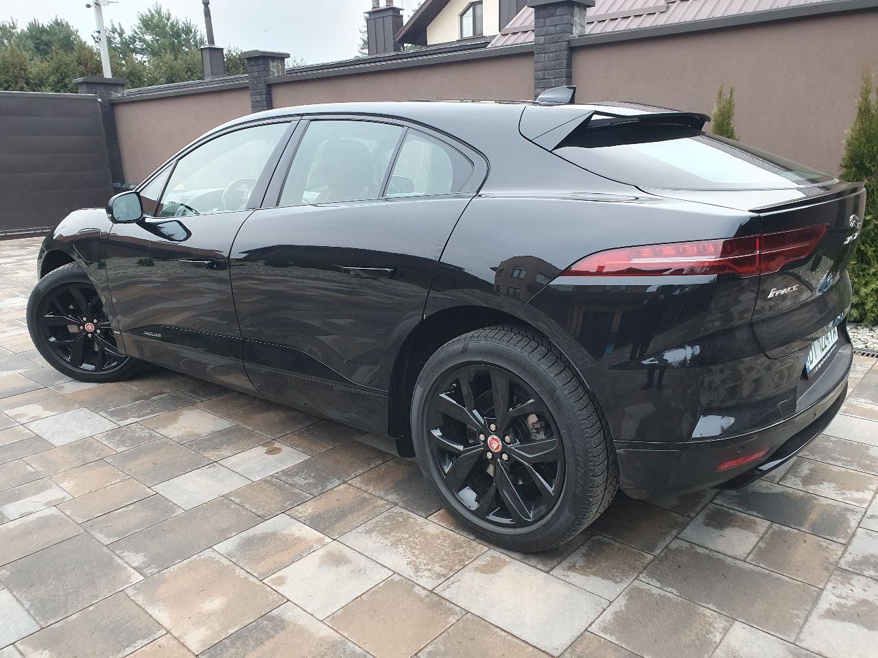 Jaguar I-Pace - фото 5