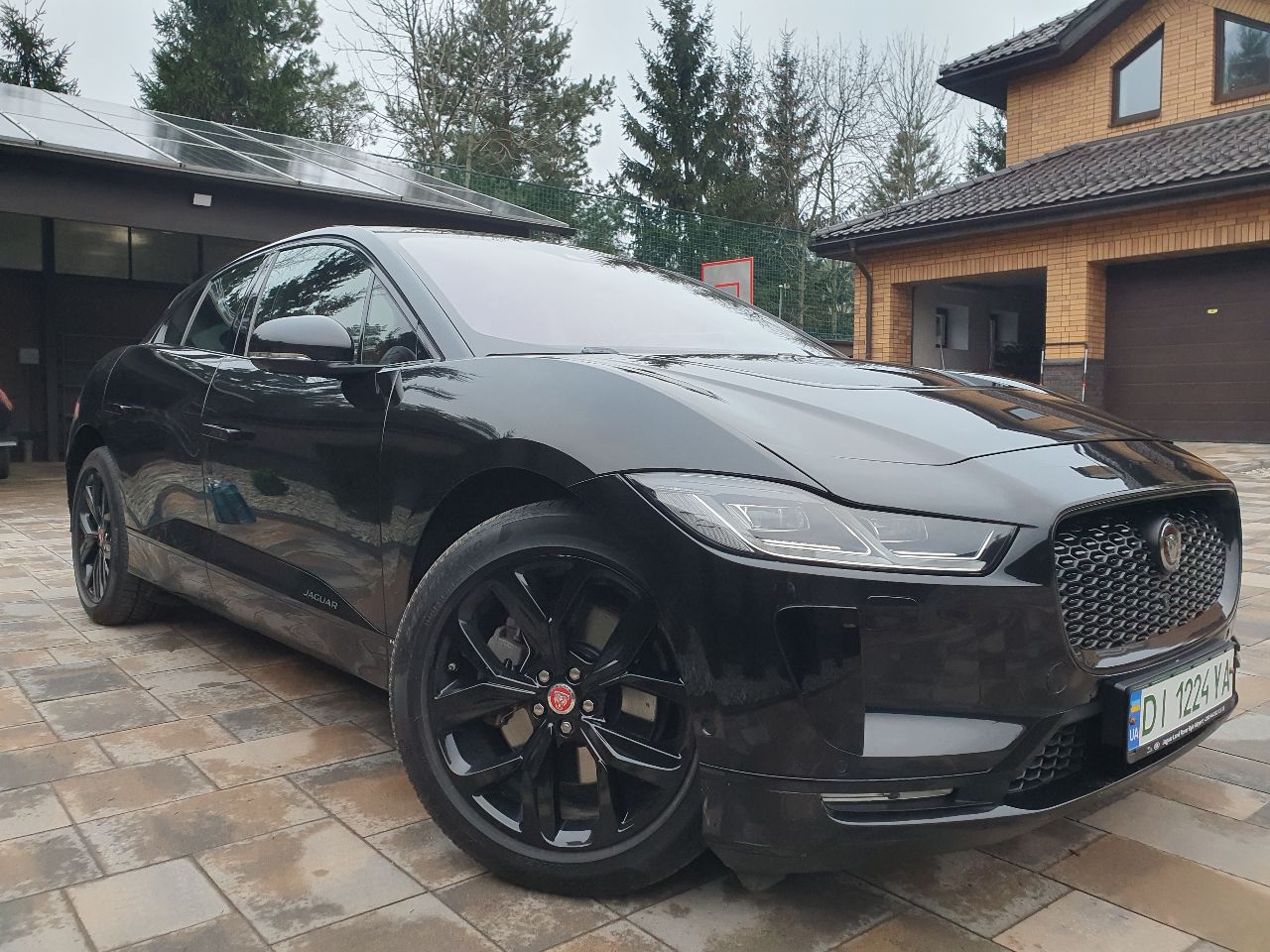 Jaguar I-Pace - фото 3