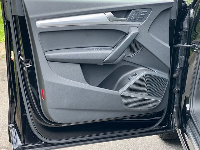 Audi Q5 - фото 5