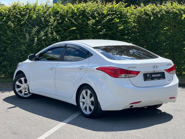 Hyundai Elantra - зображення 4