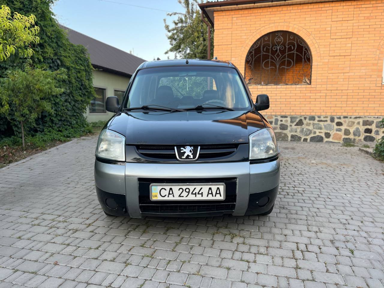 Peugeot Partner - фото 3