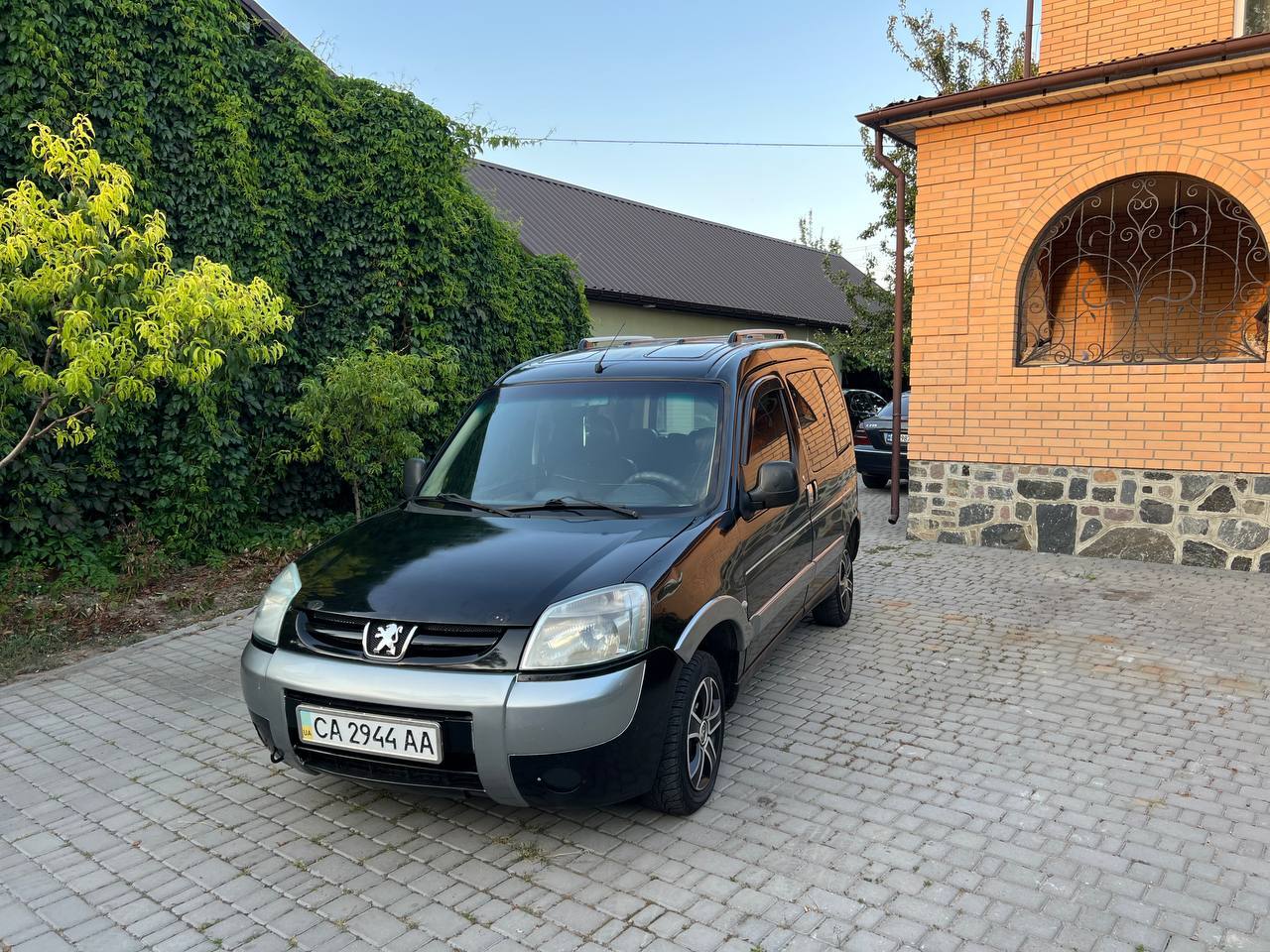 Peugeot Partner - фото 1