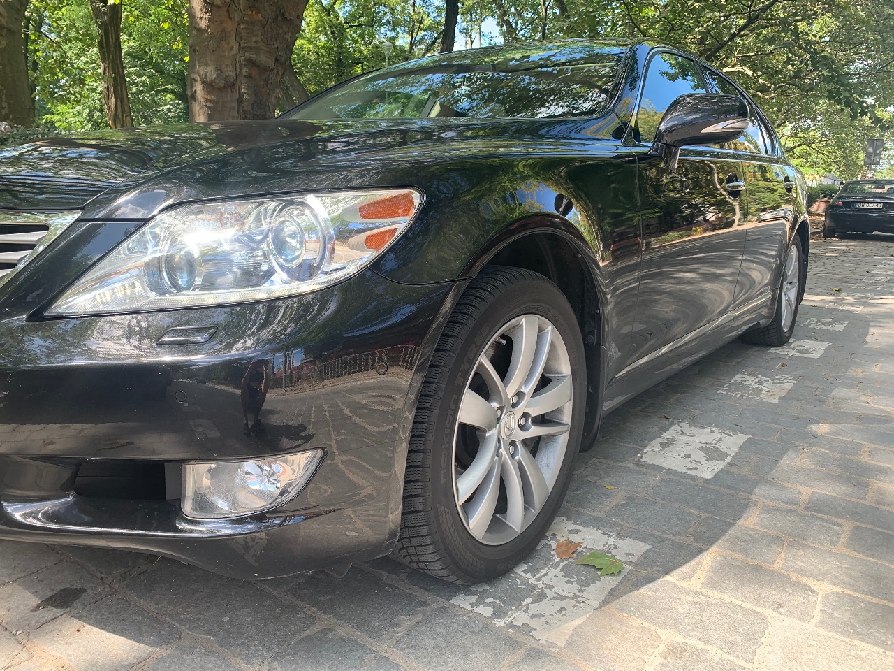 Lexus LS - фото 21