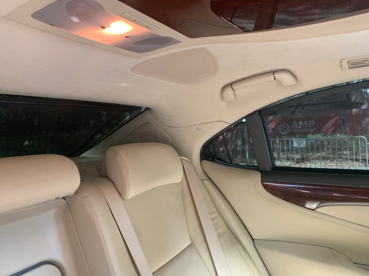 Lexus LS - фото 13