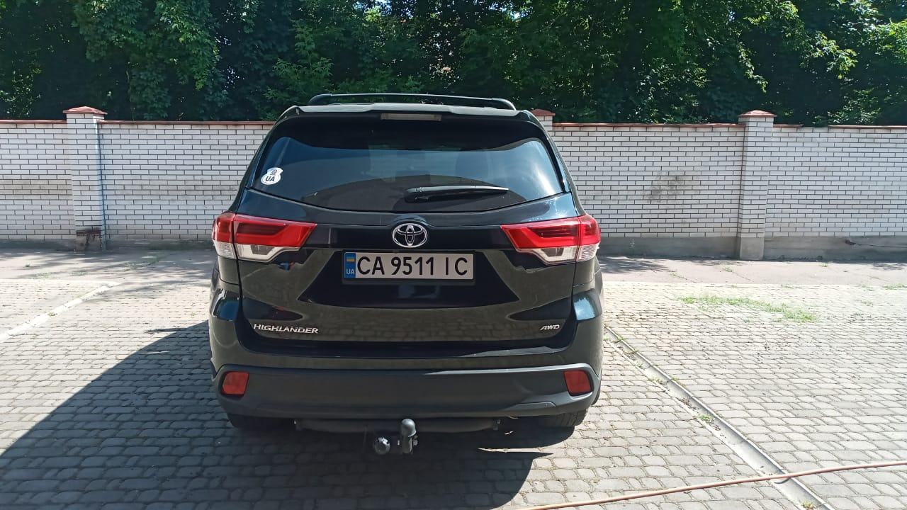 Toyota Highlander - фото 3