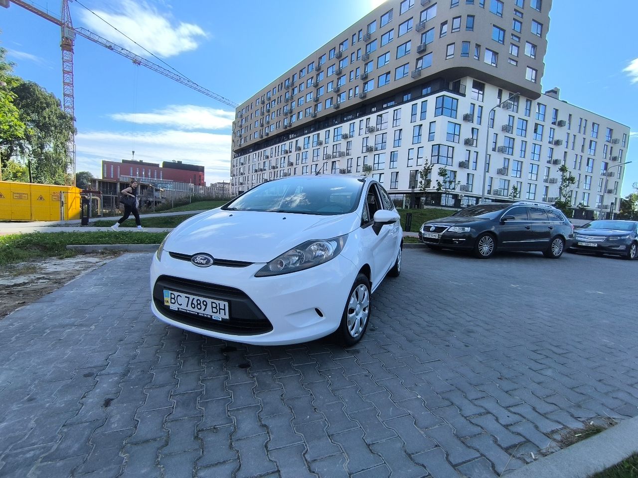 Ford Fiesta - фото 1