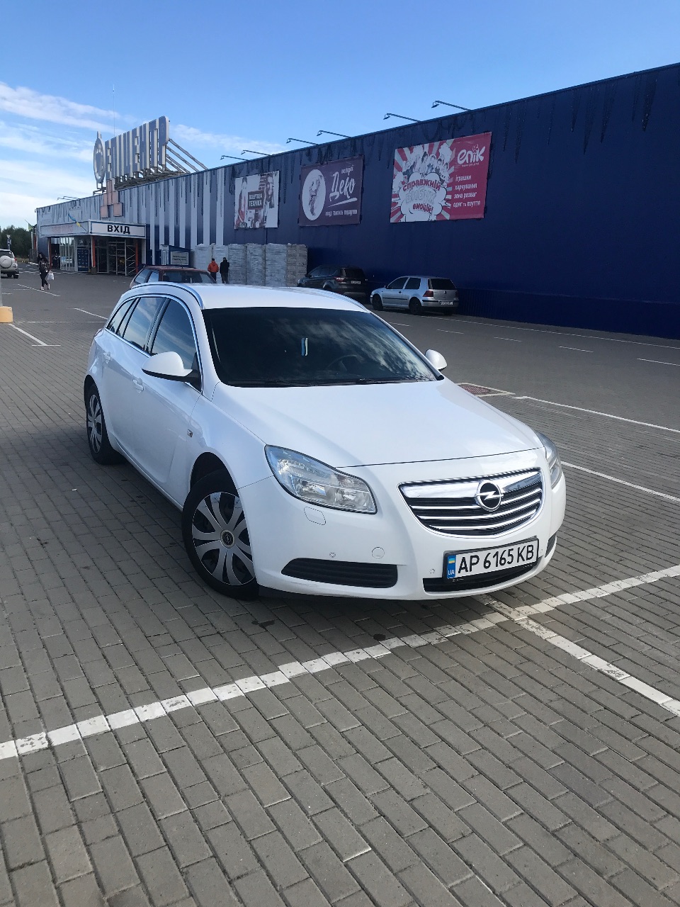 Opel Insignia - фото 2