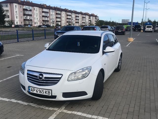 Opel Insignia - зображення 1