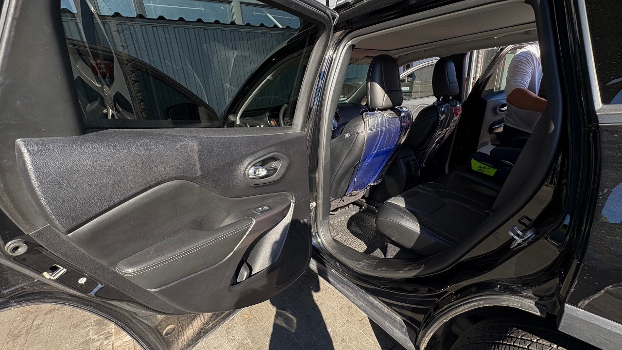 Jeep Cherokee - фото 29