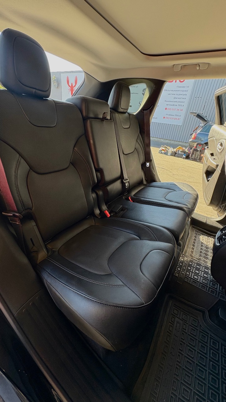 Jeep Cherokee - фото 22