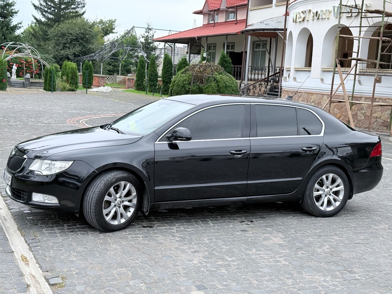 Skoda Superb - фото 21