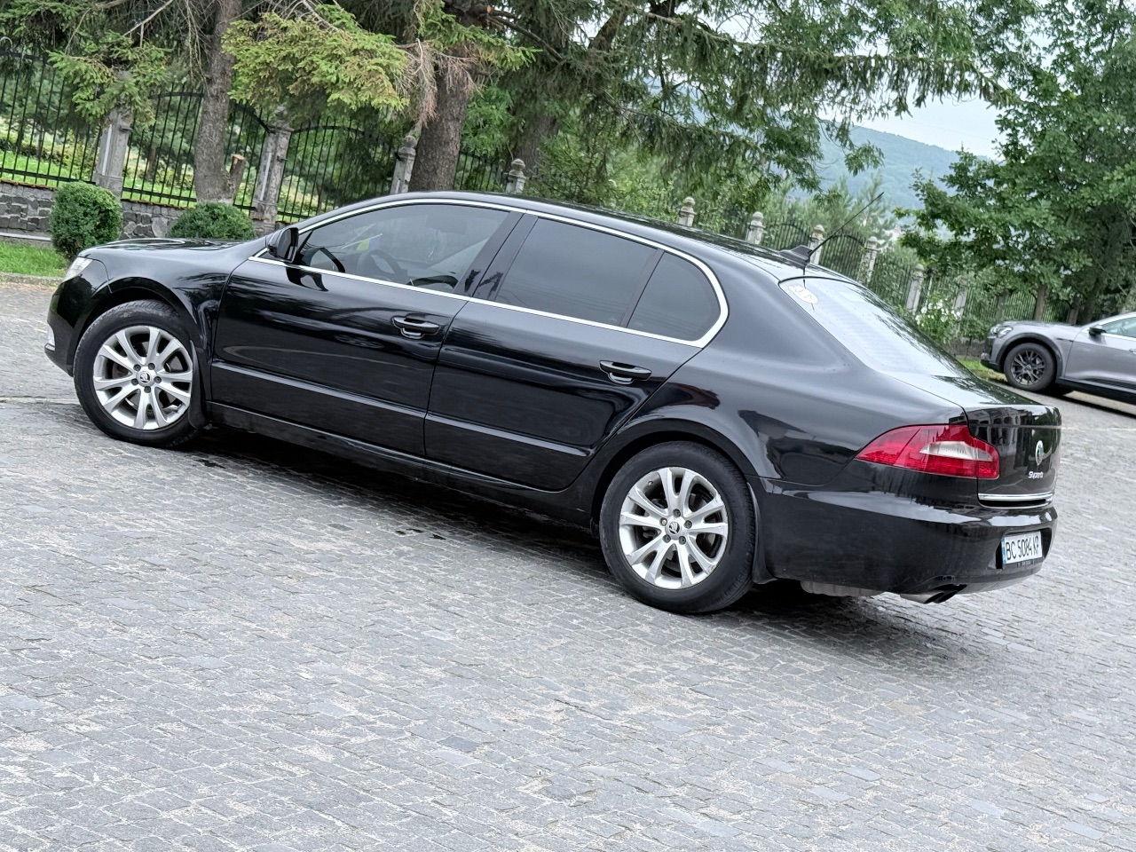 Skoda Superb - фото 23