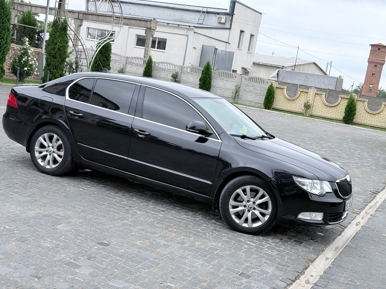 Skoda Superb - фото 28