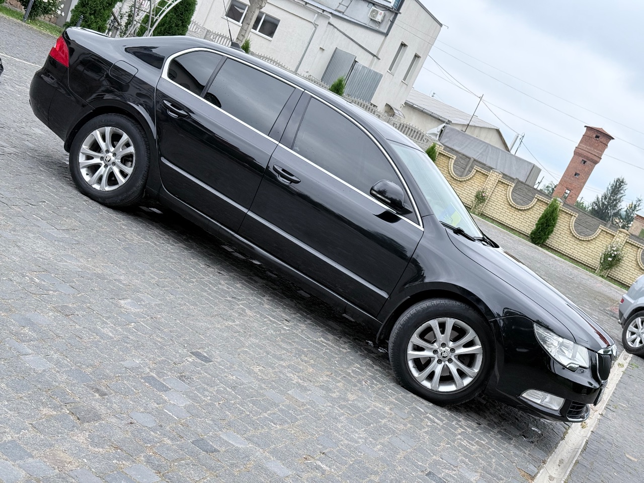 Skoda Superb - фото 29