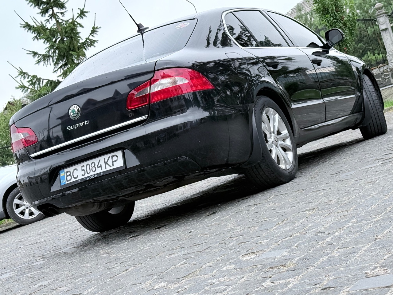 Skoda Superb - фото 32