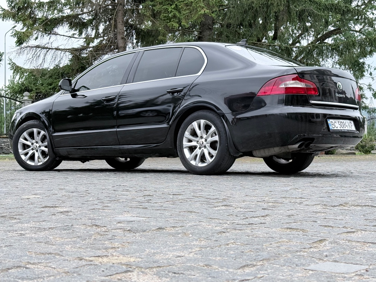 Skoda Superb - фото 3