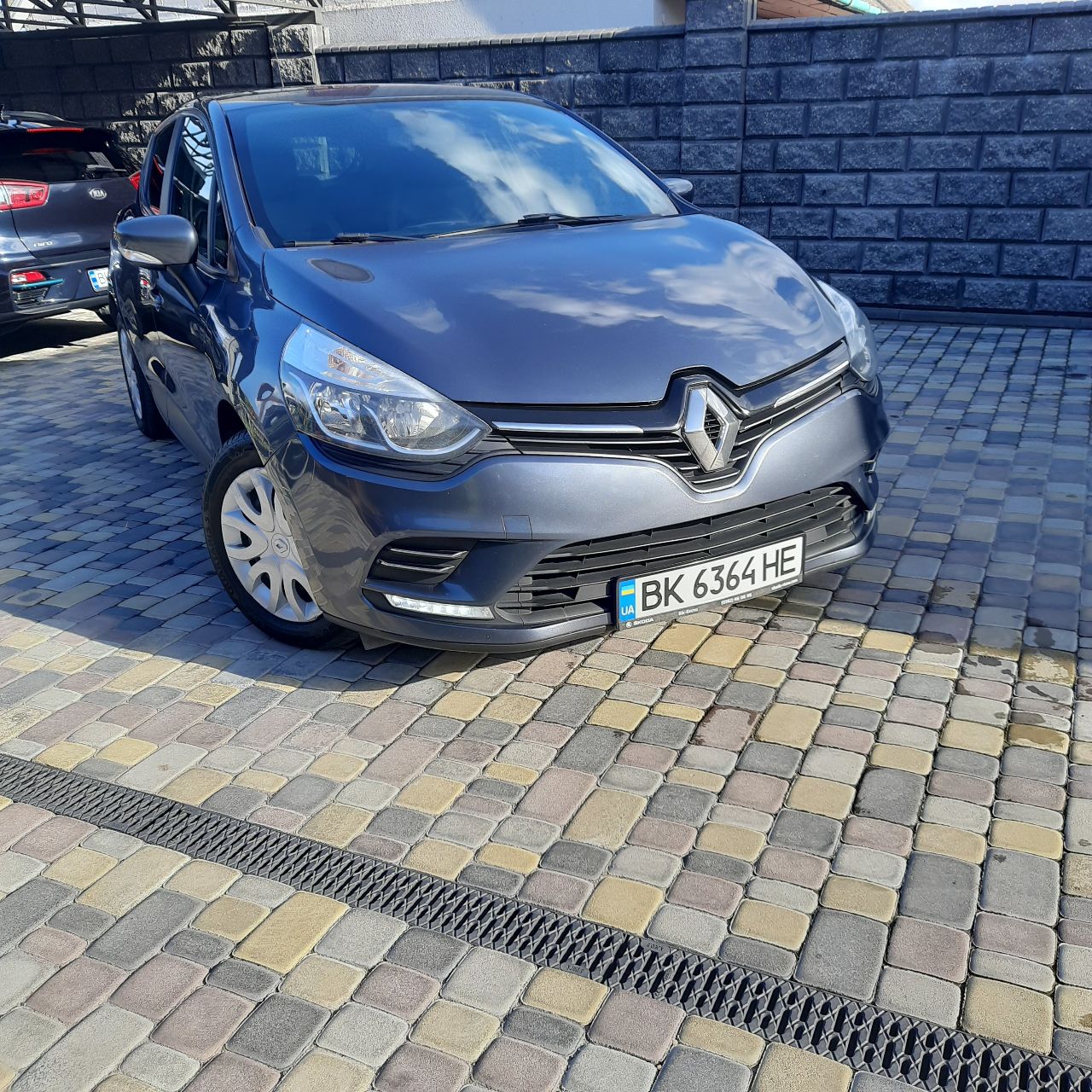Renault Clio - фото 2