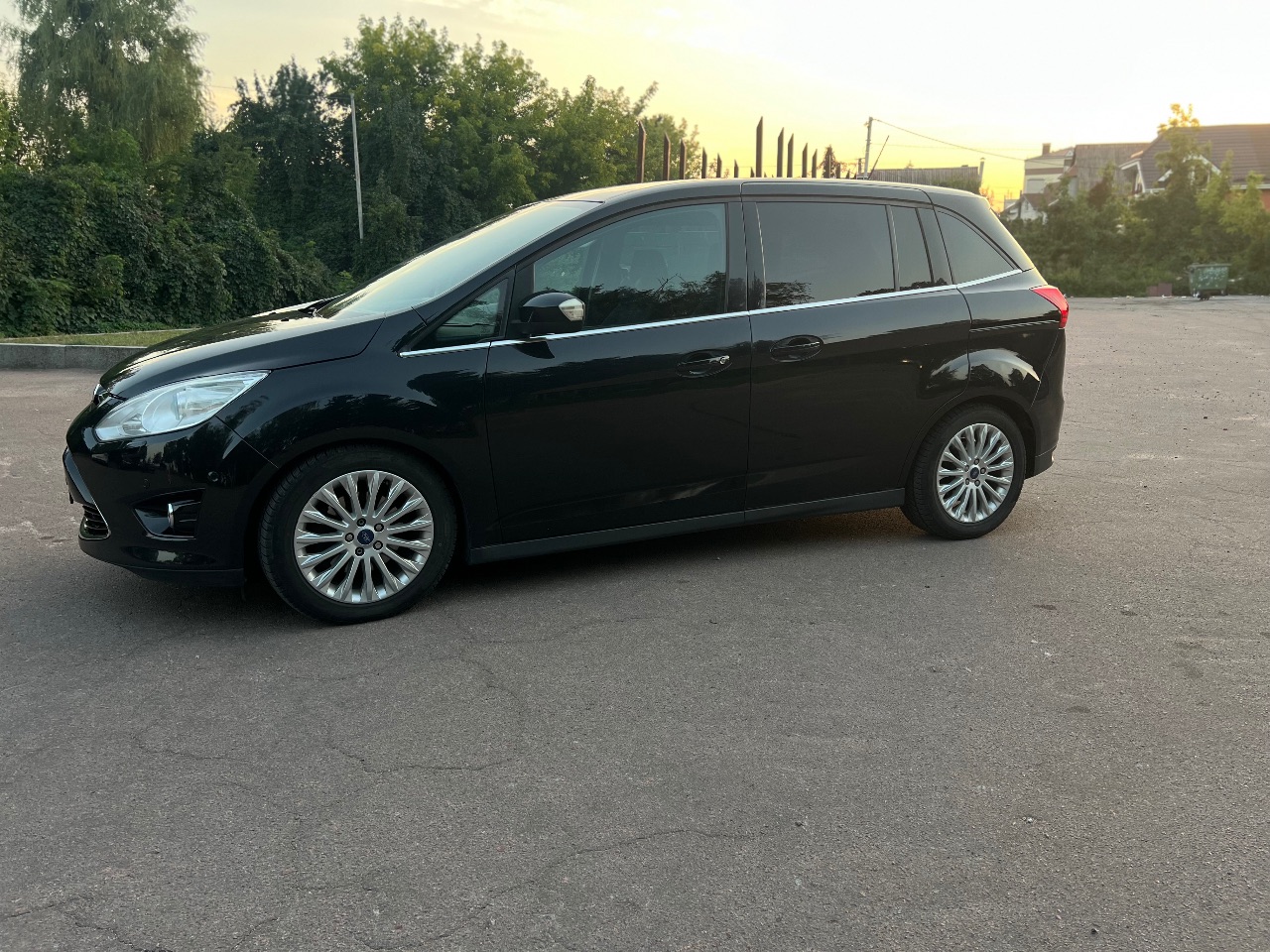 Ford C-MAX - фото 7