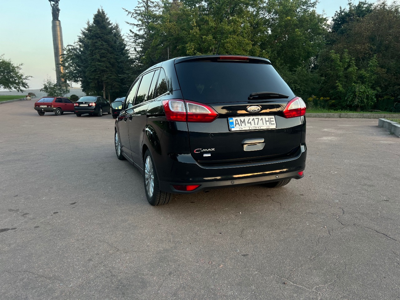 Ford C-MAX - фото 5