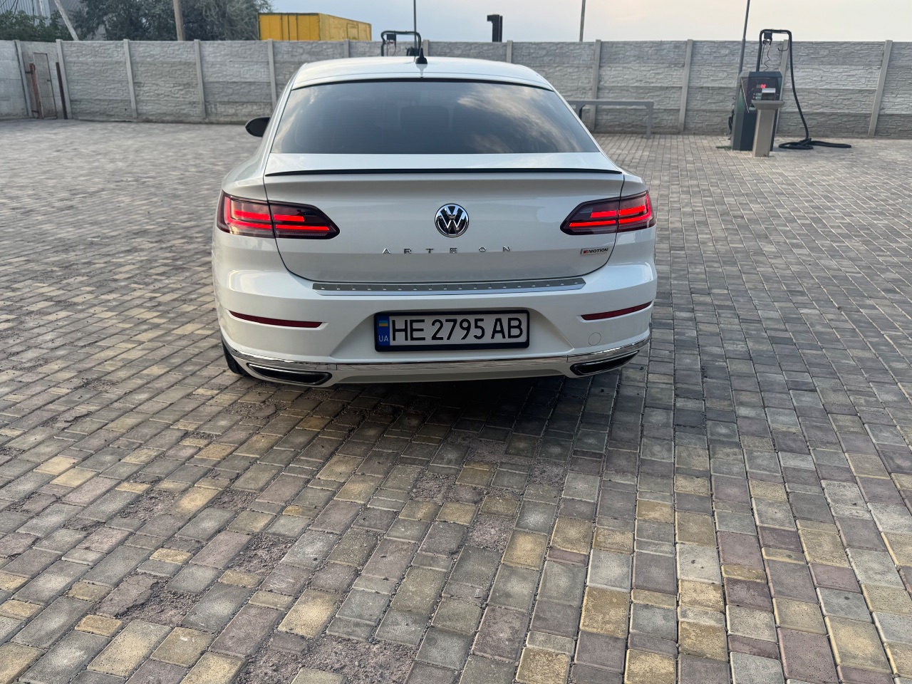 Volkswagen Arteon R - фото 7