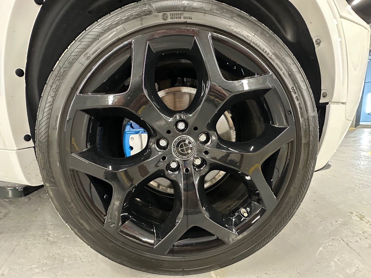 BMW X5 - фото 13